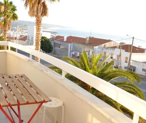 Paz & Flat - Peace & *